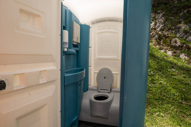Portable Toilet Options We Offer in Colonial Pine Hills, SD